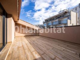 Dúplex, 116 m², seminuevo, Zona