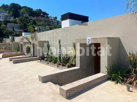  (unifamiliar adossada), 156 m², presque neuf, Zona