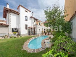 Houses (detached house), 382 m², Zona