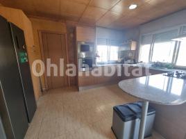  (xalet / torre), 306 m², presque neuf