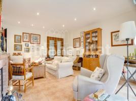 Casa (unifamiliar adosada), 170 m², seminuevo, Zona
