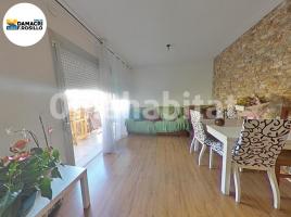 Pis, 81 m², prop de bus i tren