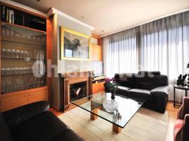 Piso, 180 m², cerca de bus y tren, Ronda del General Mitre