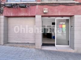 Alquiler otro, 211 m², cerca de bus y tren, Calle de Plutó, 4