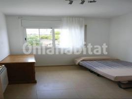 Casa (unifamiliar adossada), 228 m², seminou