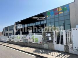 Nave industrial, 1763 m², Zona