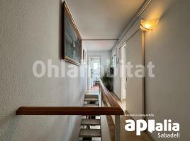 Houses (terraced house), 167 m², near bus and train