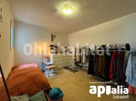Houses (terraced house), 167 m², near bus and train