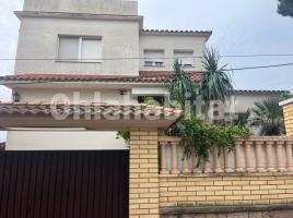 Houses (villa / tower), 310 m²