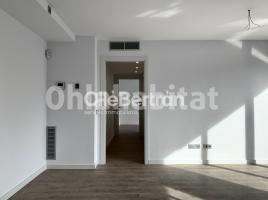 For rent flat, 86 m², close to bus and metro, almost new, Rambla del Carmel