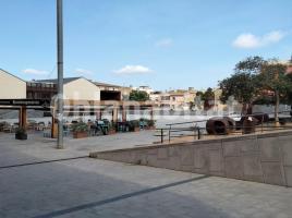 Business premises, 82 m², almost new