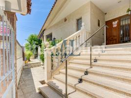 Casa (unifamiliar aislada), 229 m², cerca de bus y tren, Calle de Miguel de Cervantes