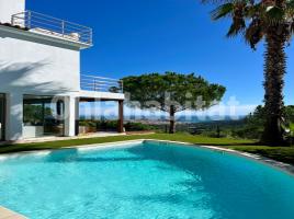 Casa (xalet / torre), 326 m²