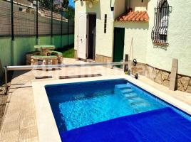 Casa (xalet / torre), 167 m², Calle de les Sàlvies