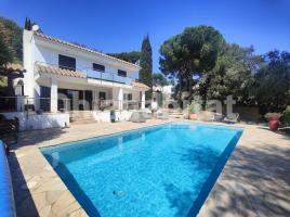Casa (xalet / torre), 257 m²