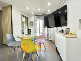 Pis, 80 m², prop de bus i tren, Calle de Francesc Moragas