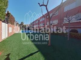 Casa (unifamiliar adosada), 181 m², seminuevo, Zona
