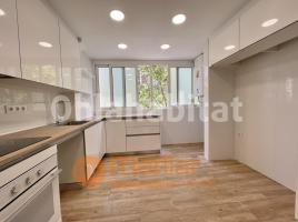 Piso, 115 m², cerca bus y metro, Calle de Guipúscoa