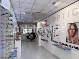 Local comercial, 108 m², cerca de bus y tren, Calle de Josep Anselm Clavé