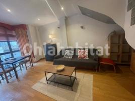Dúplex, 89 m², cerca bus y metro, Calle del Freser