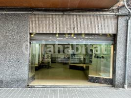 Lloguer local comercial, 112 m², prop de bus i tren, Calle Antonio Ricardos, 6