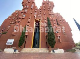 For rent flat, 65 m², Zona