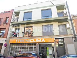 Dúplex, 101 m², prop de bus i tren, seminou