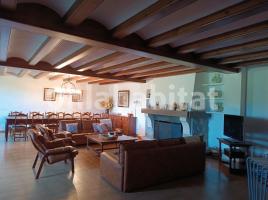 Casa (masia), 880 m²