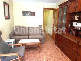 Piso, 70 m², cerca de bus y tren