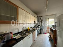 Pis, 86 m², Zona