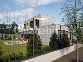  (unifamiliar aïllada), 256 m², Zona