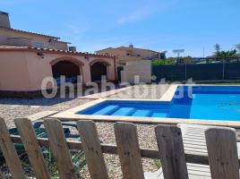 Casa (chalet / torre), 230 m², cerca de bus y tren, Avenida MONTSERRAT