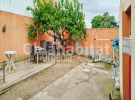 Houses (terraced house), 370 m², Zona