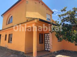  (xalet / torre), 238 m², Calle Rosella, 25