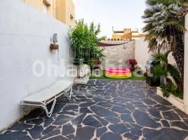 Casa (unifamiliar adosada), 204 m², Zona