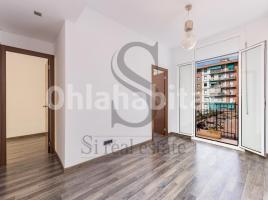 Pis, 60 m², prop de bus i tren, Calle Biscaia