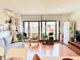 Dúplex, 96 m², prop de bus i tren, seminou