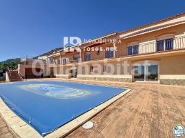 Casa (unifamiliar adossada), 573 m², seminou, Zona