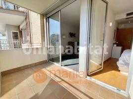 Piso, 99 m², cerca de bus y tren, Paseo de Torras i Bages