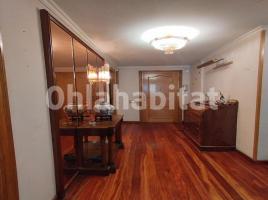 Pis, 168 m², prop de bus i tren