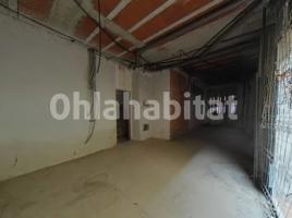 Propiedad horizontal, 909 m², seminuevo, Calle  MOSSEN JOAN TOSCA 