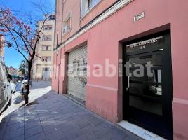 Local comercial, 123 m², prop de bus i tren, Calle de Rafael Campalans, 154