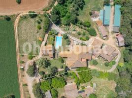 Casa (masia), 2500 m², Zona