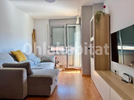 Pis, 97 m², presque neuf, Zona