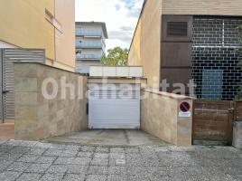 Alquiler plaza de aparcamiento, 12 m², Calle d'Angel Serradell, 4