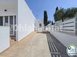  (xalet / torre), 99 m², Calle Riera-la Almadrava, 18