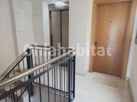Duplex, 91 m², almost new