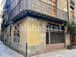 Alquiler local comercial, 31 m², cerca bus y metro