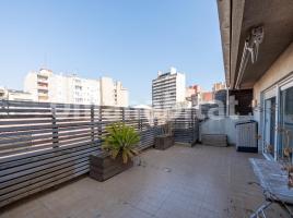 Àtic, 135 m², Calle del Castell