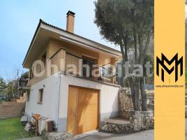 Casa (chalet / torre), 253 m², Calle Andreu Santasmasas